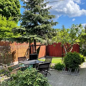 Apartament1 Tri-city Oliwa Ogród, Prywatne Wejście Apartament Gdańsk